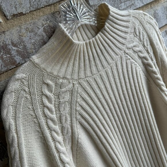 Talbots Long Sleeve Mock Neck Cable Knit Cream Sweater Women's Size M Petite - Picture 7 of 9